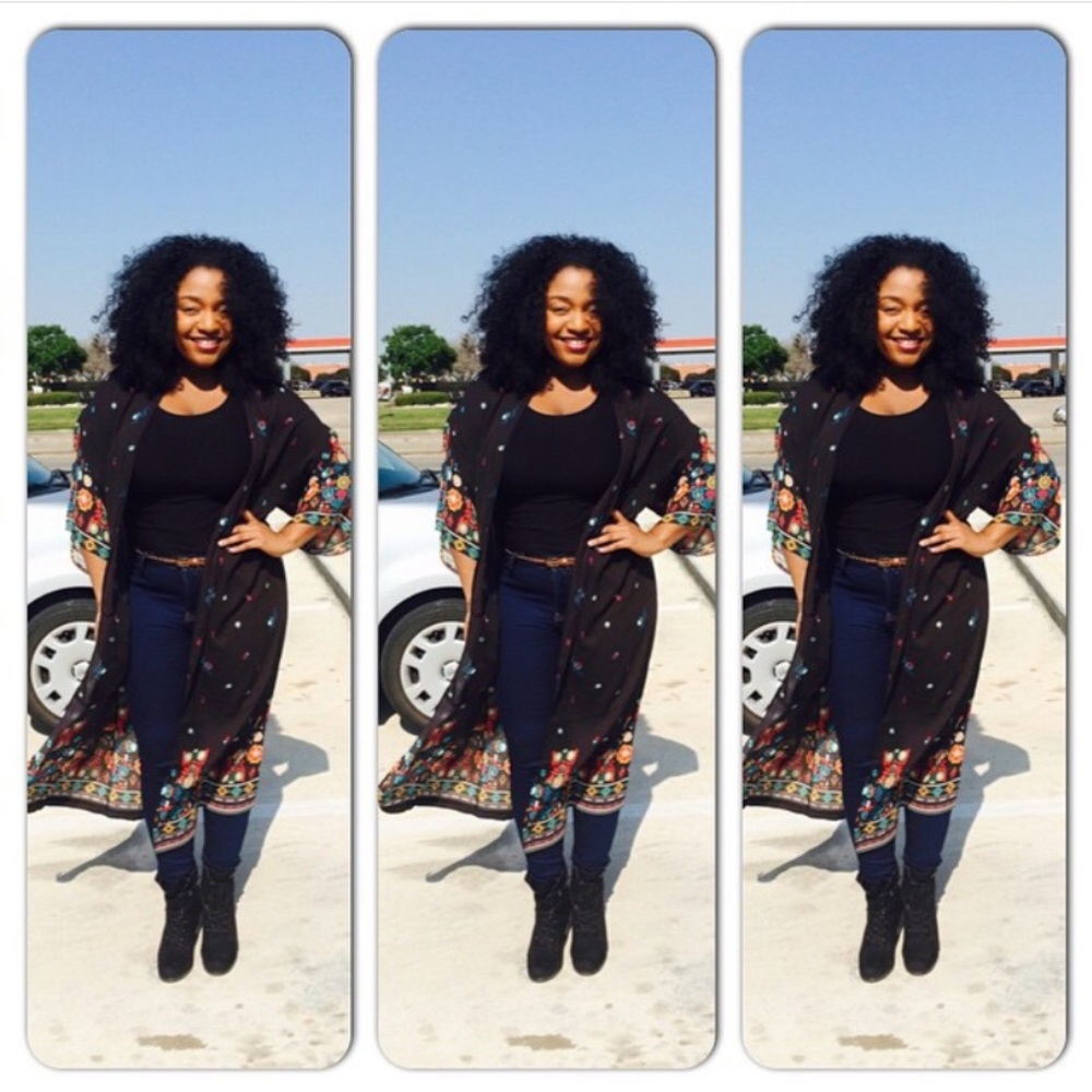 Kendall and Kylie Kimono